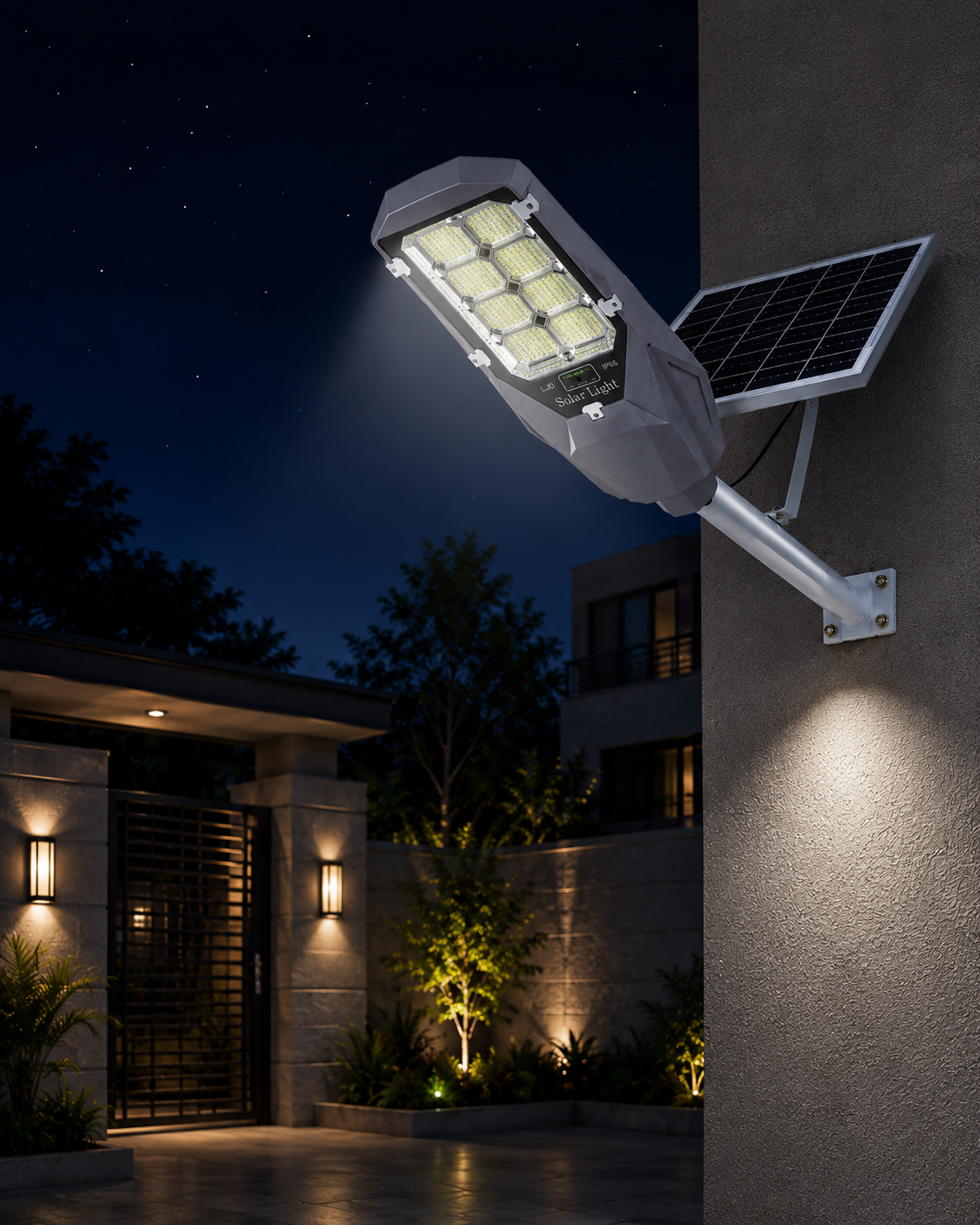 Lampadaire solaire 500W 2-en-1 installé en extérieur